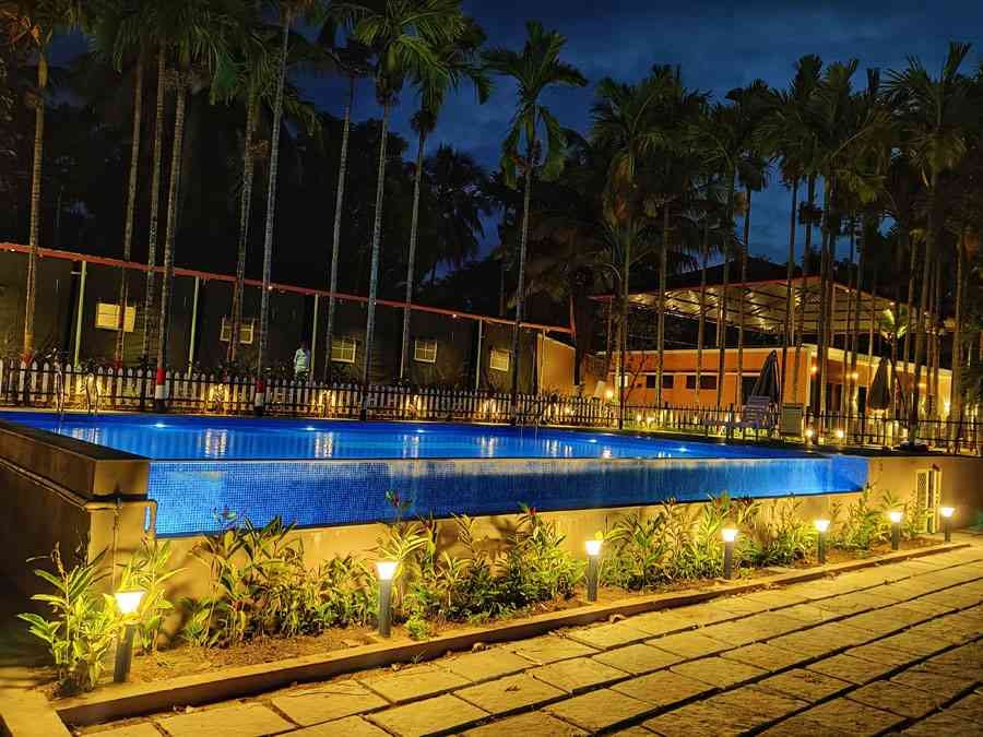 river edge Homestay