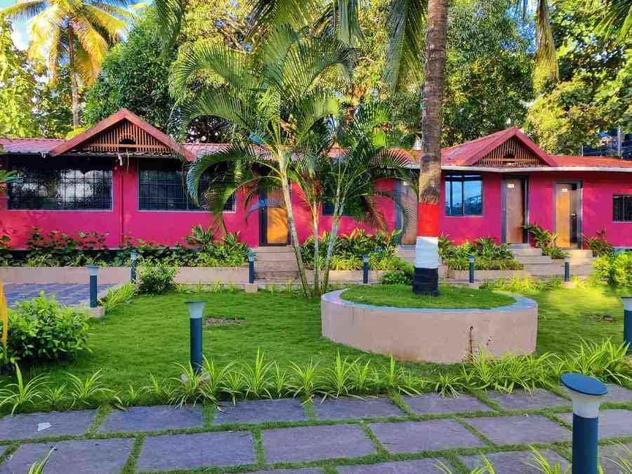 river edge Homestay