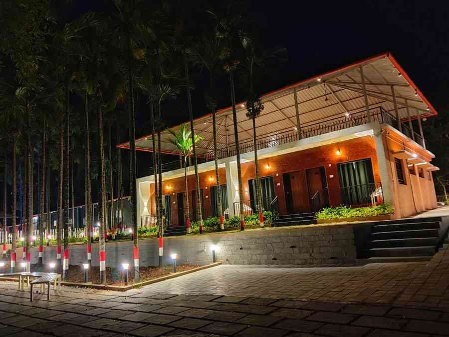 river edge Homestay