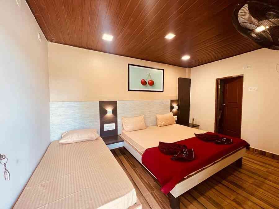 river edge Homestay