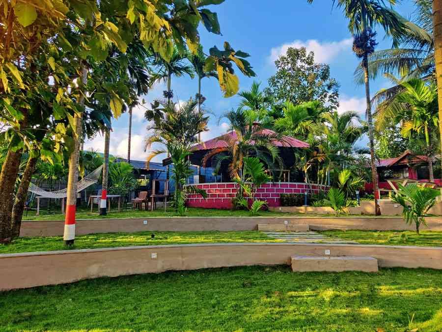river edge Homestay