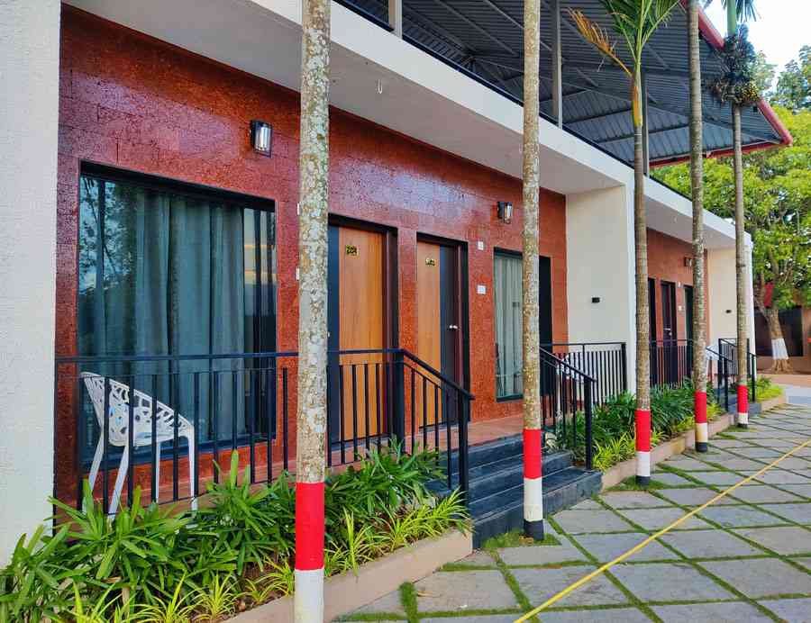 river edge Homestay
