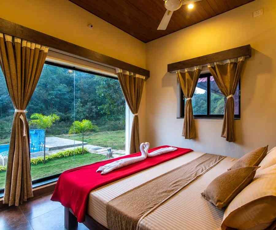 Tusker Trails delux-room